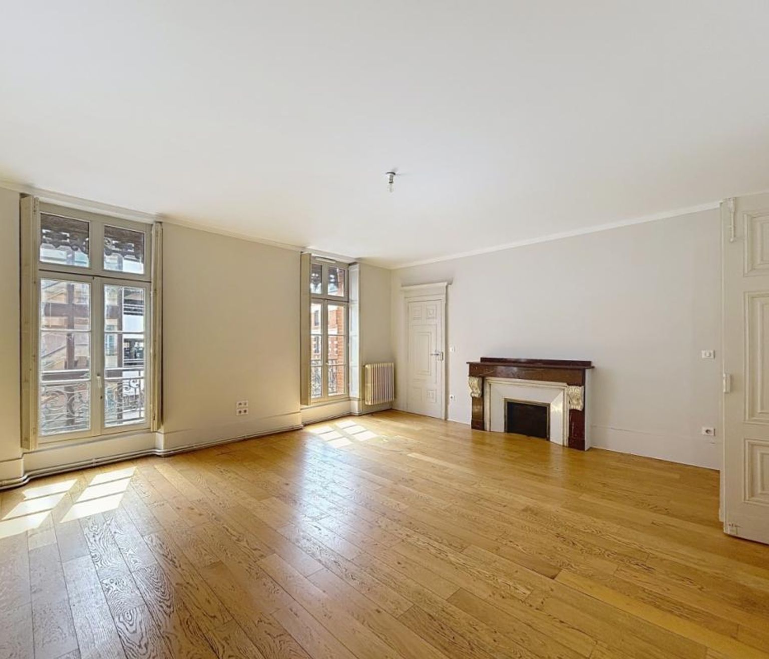 Location T4 de 119.94 m² Victor Hugo