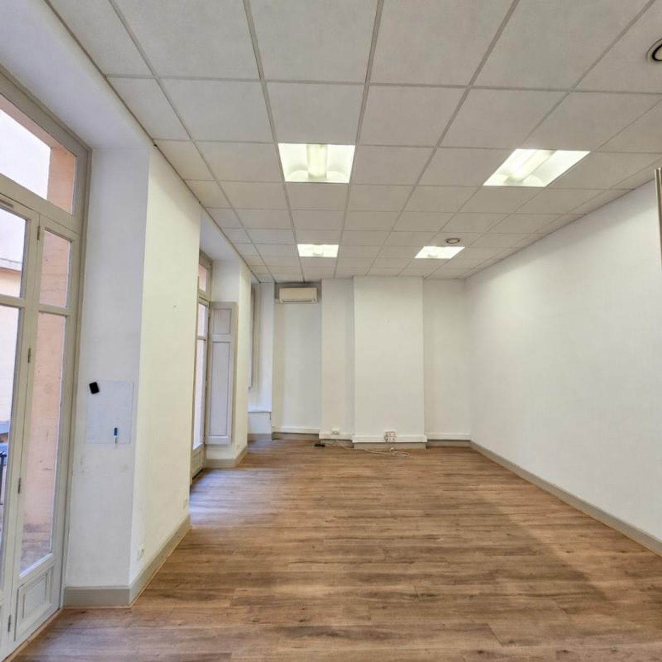 BUREAUX A LOUER - 250 m² - TOULOUSE CAPITOLE