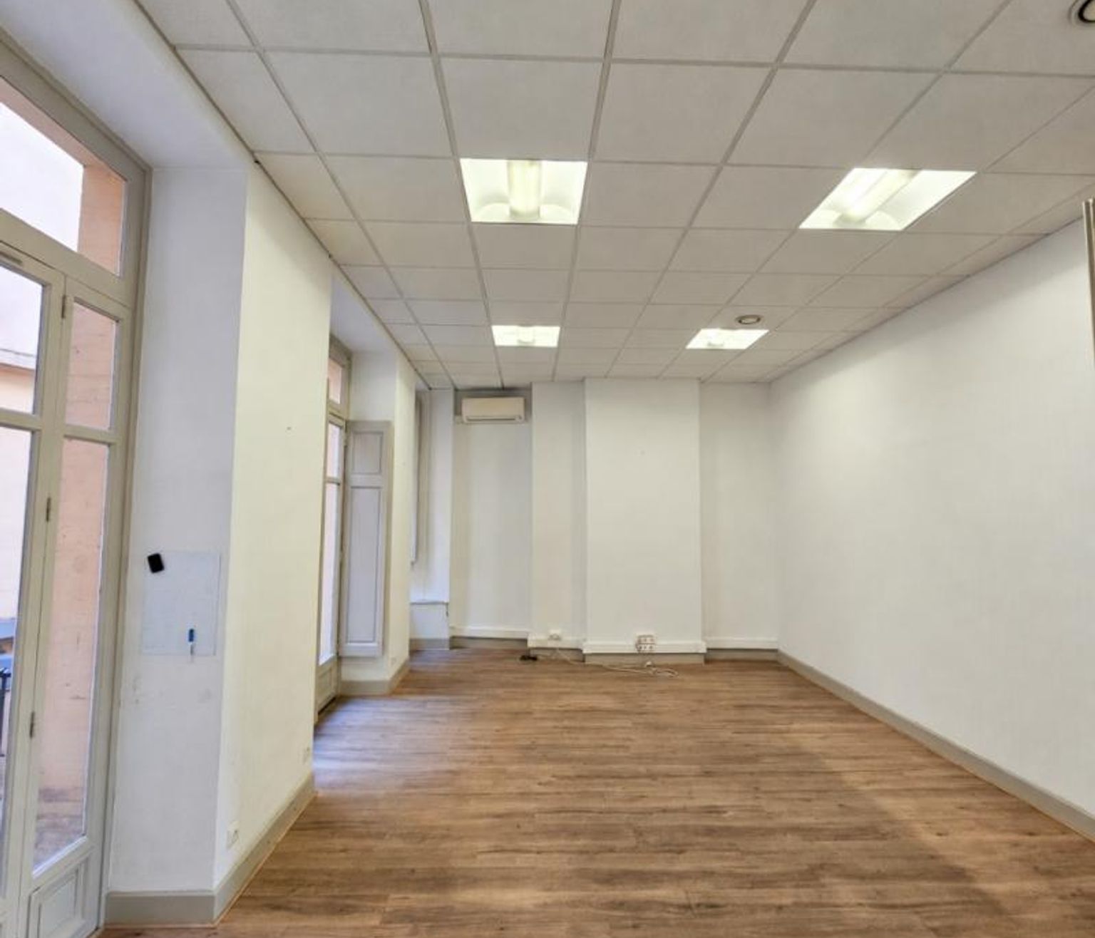 BUREAUX A LOUER - 250 m² - TOULOUSE CAPITOLE
