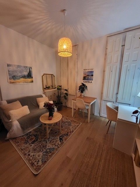 Location T1 bis avec petit balcon Capitole proche Fermat