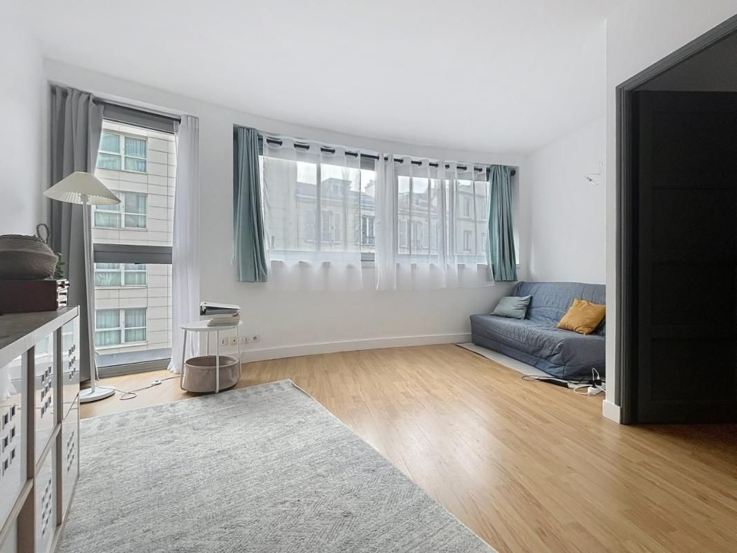 Appartement T2 non meublé, rue de la Fédération - Paris (15)