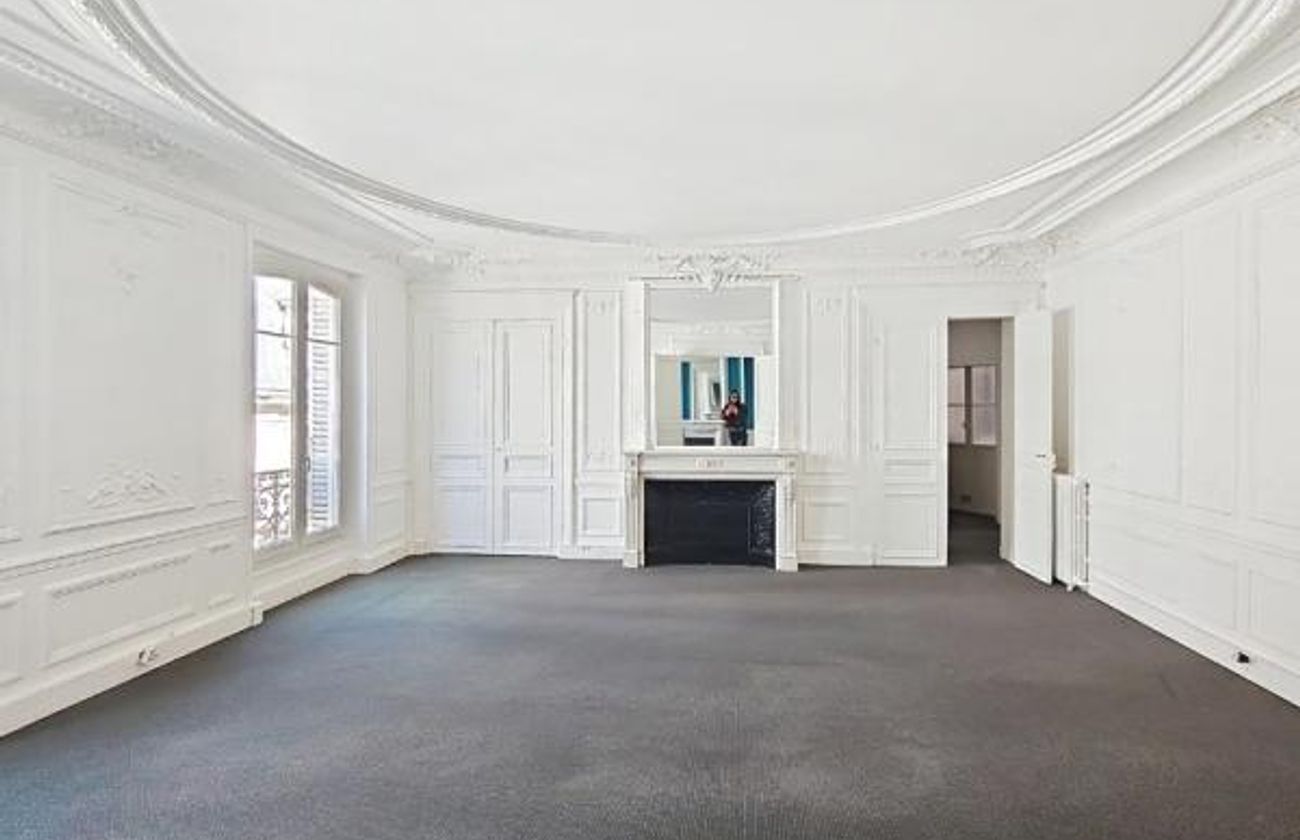 Bureaux à louer - 235 m² - Paris 8