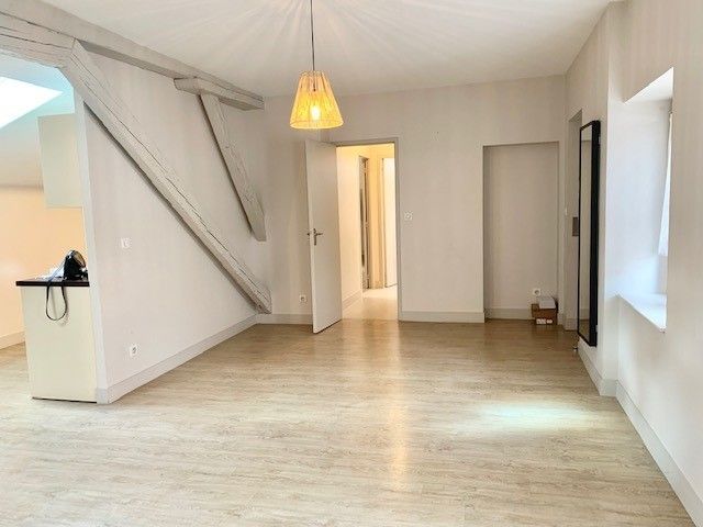 Location T4 de 71.21 m² Victor Hugo avec Climatisation ( colocations acceptées )