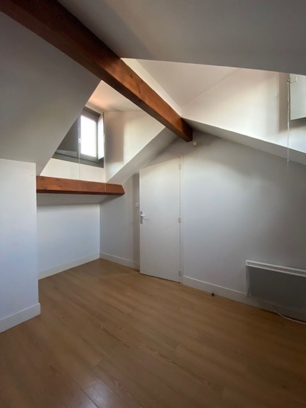 Location T4 duplex Capitole 79.42 m²  ( colocations acceptées )