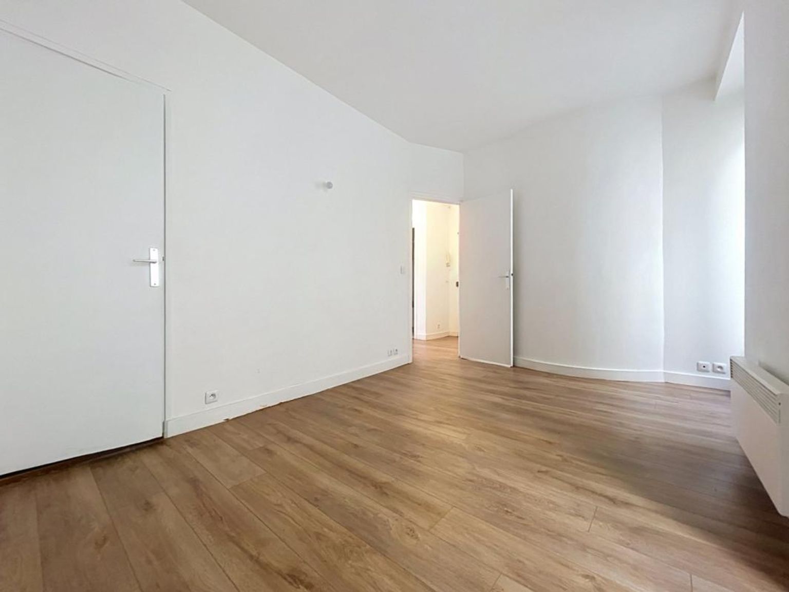 T2, non meublé, 51m², rue Blomet - Paris (15)