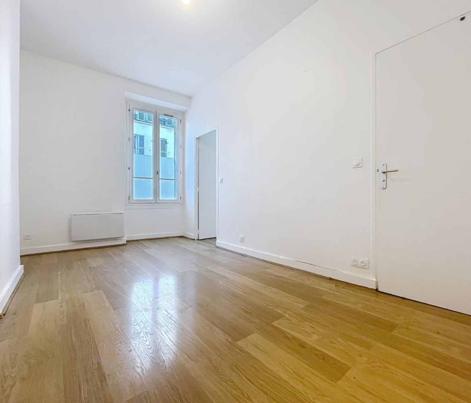 T2 non meublé, rue Blomet - PARIS (15)