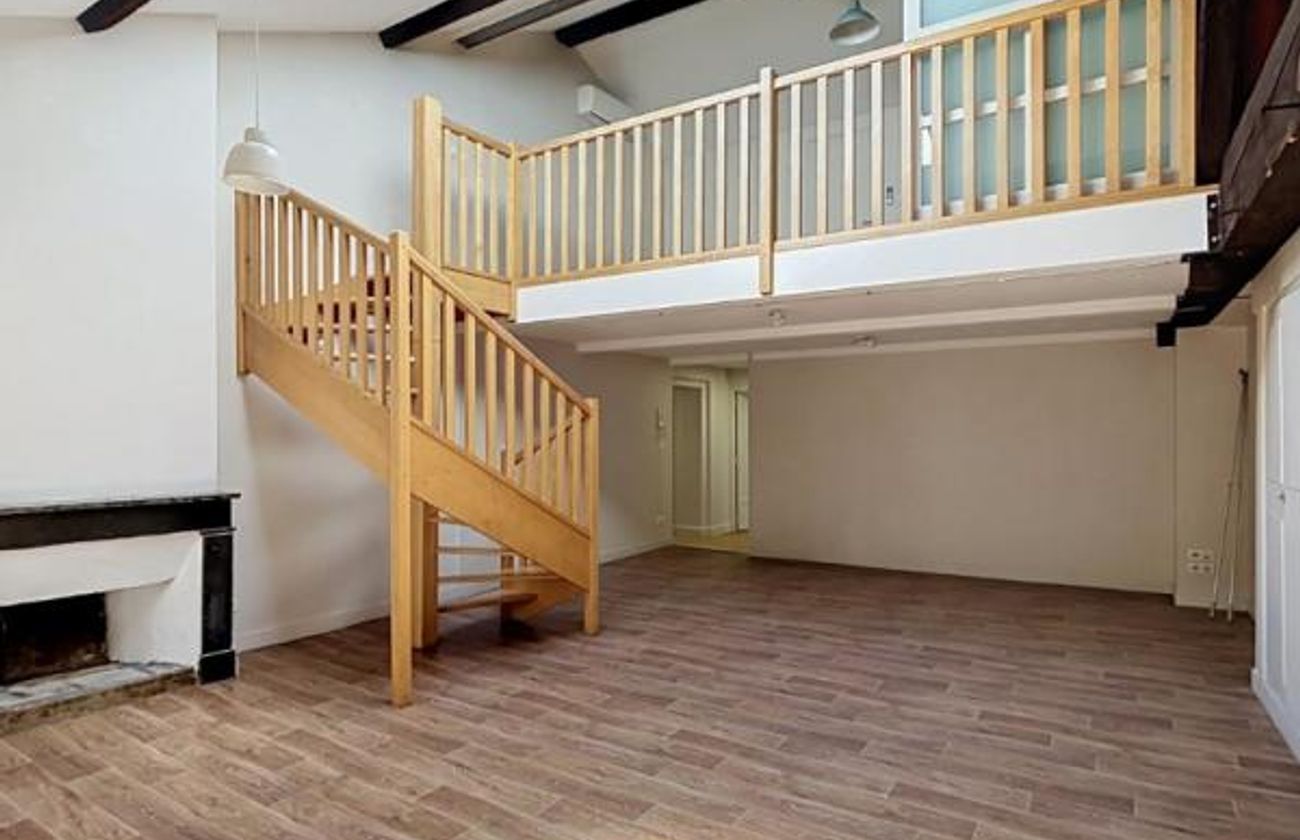Location Magnifique T5 de 138 m² en duplex Quartier St Georges