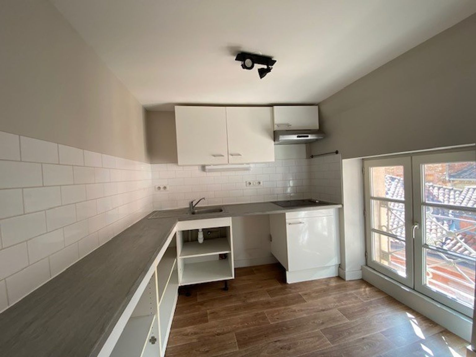 Location Magnofique T5 de 138 m² en  duplex Quartier St Georges