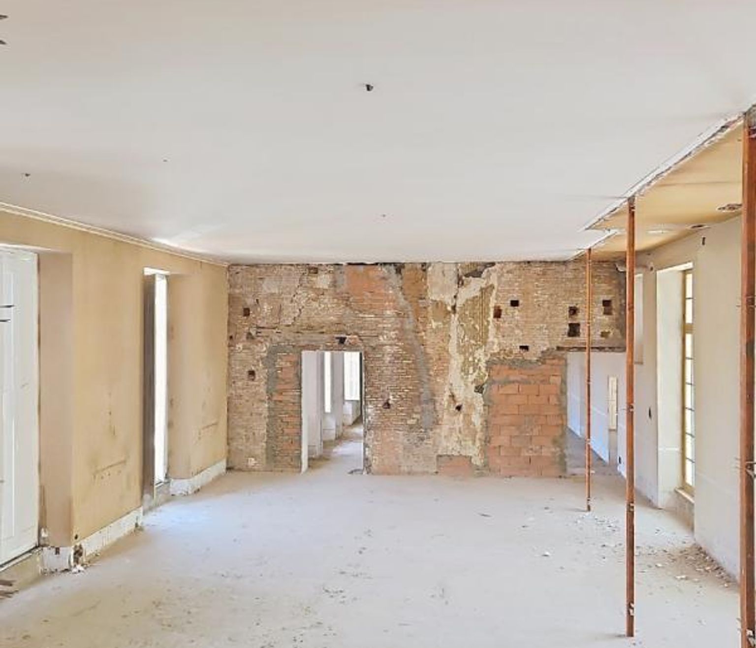 Bureaux à louer - 460 m² - Toulouse Saint Etienne