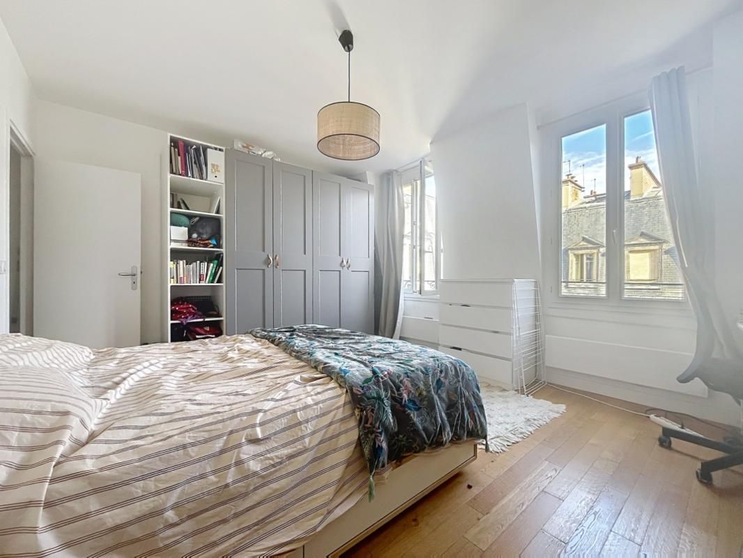 T2 non meublé, 48.74m², rue de Clichy - Paris (9)