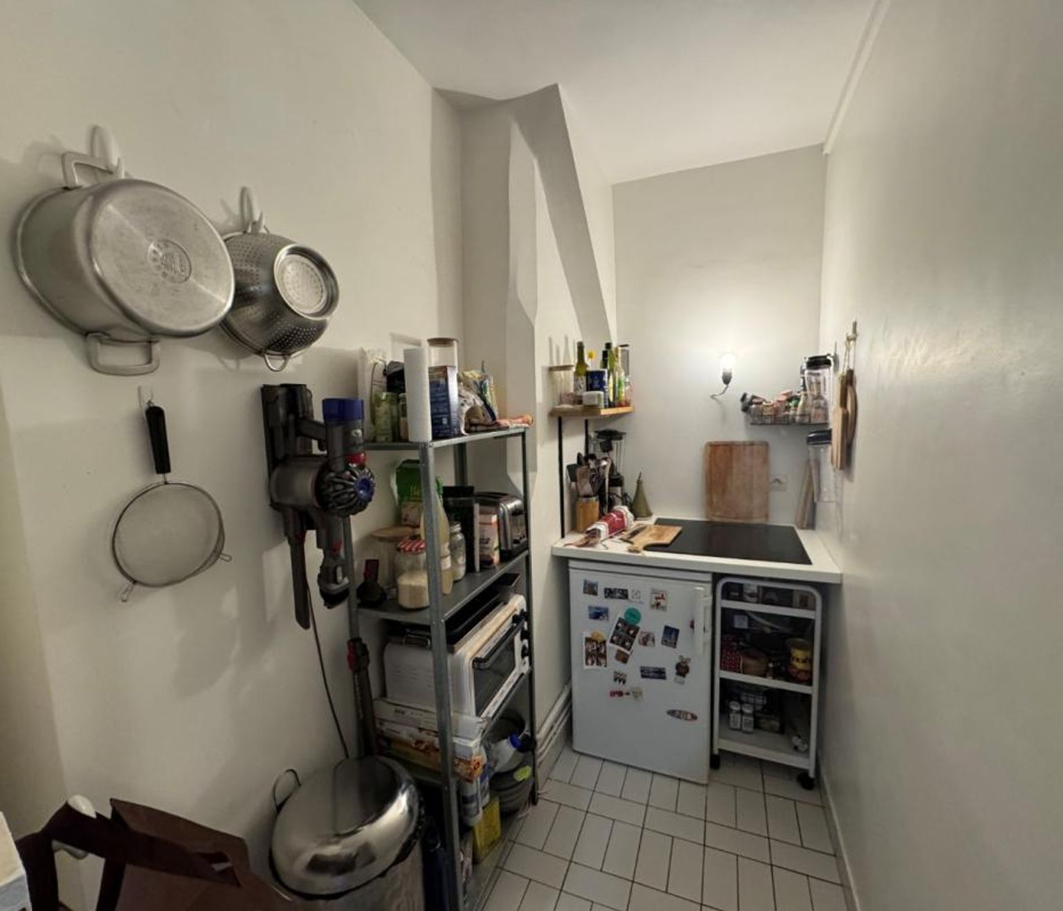 T2 non meublé - rue de Clichy - Paris (9)