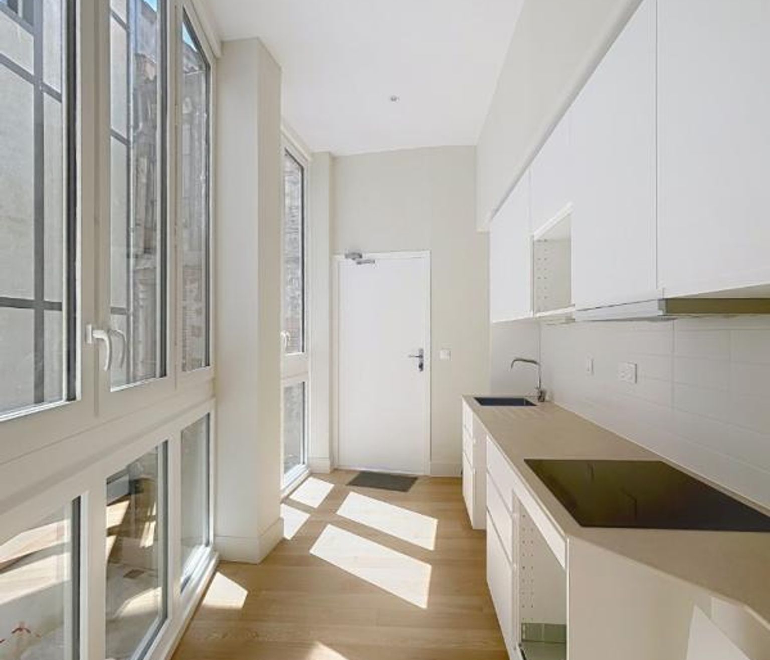 Location magnifique T4 neuf ( 95.10 m² ) quartier Carmes