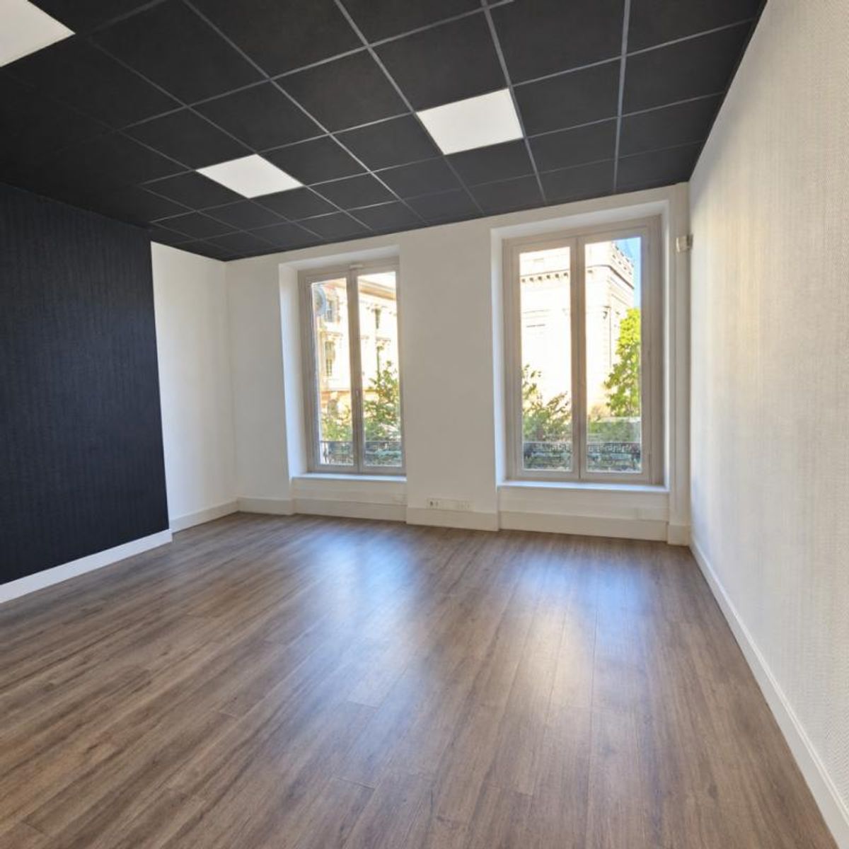 BUREAUX A LOUER - 250 m² - TOULOUSE CAPITOLE