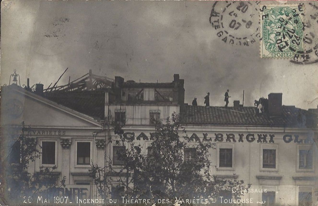 Théâtre des Variétés après incendie, 20 mai 1907