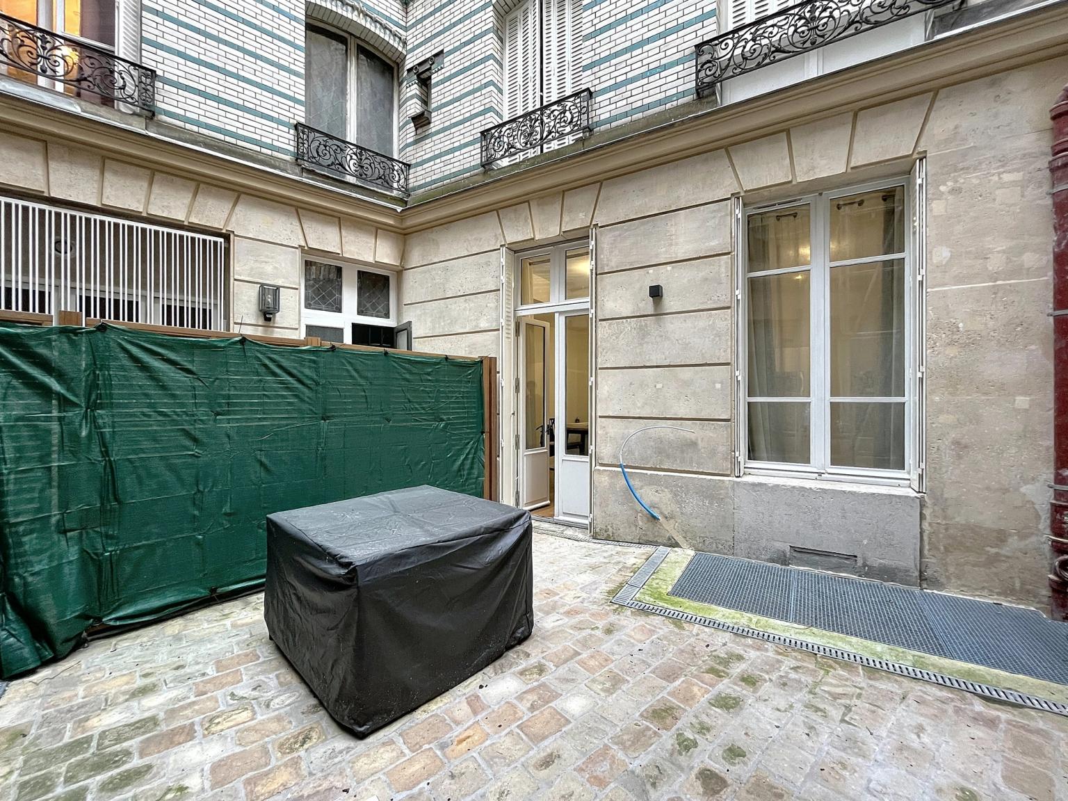 cour