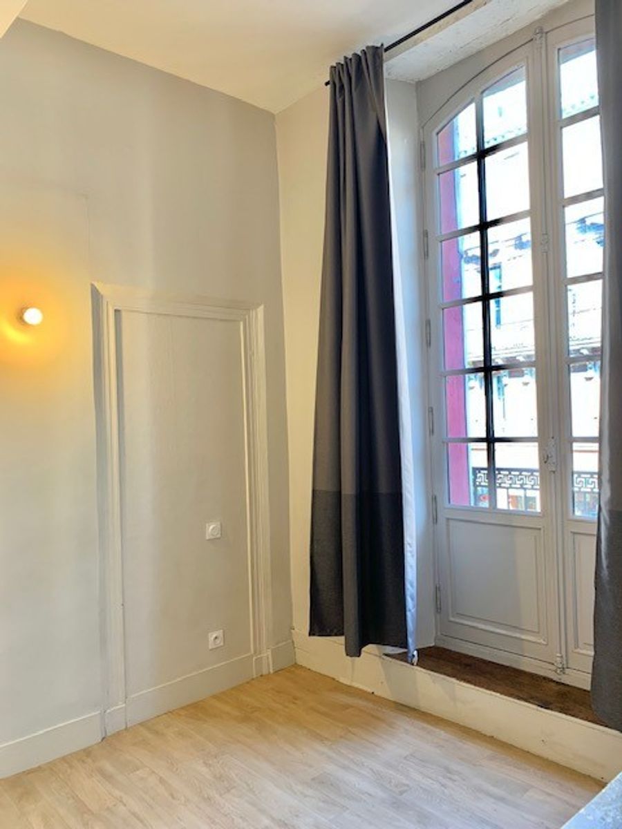 Location T2 Esquirol