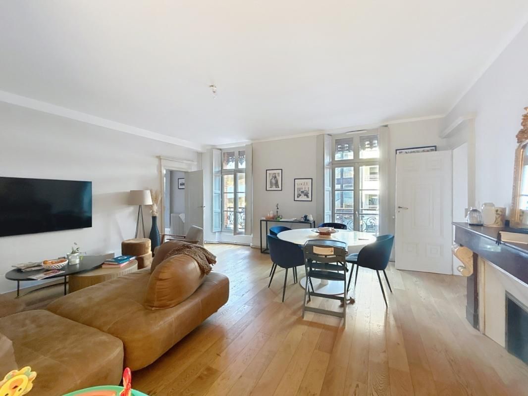 Location T4 de 119.94 m² Victor Hugo