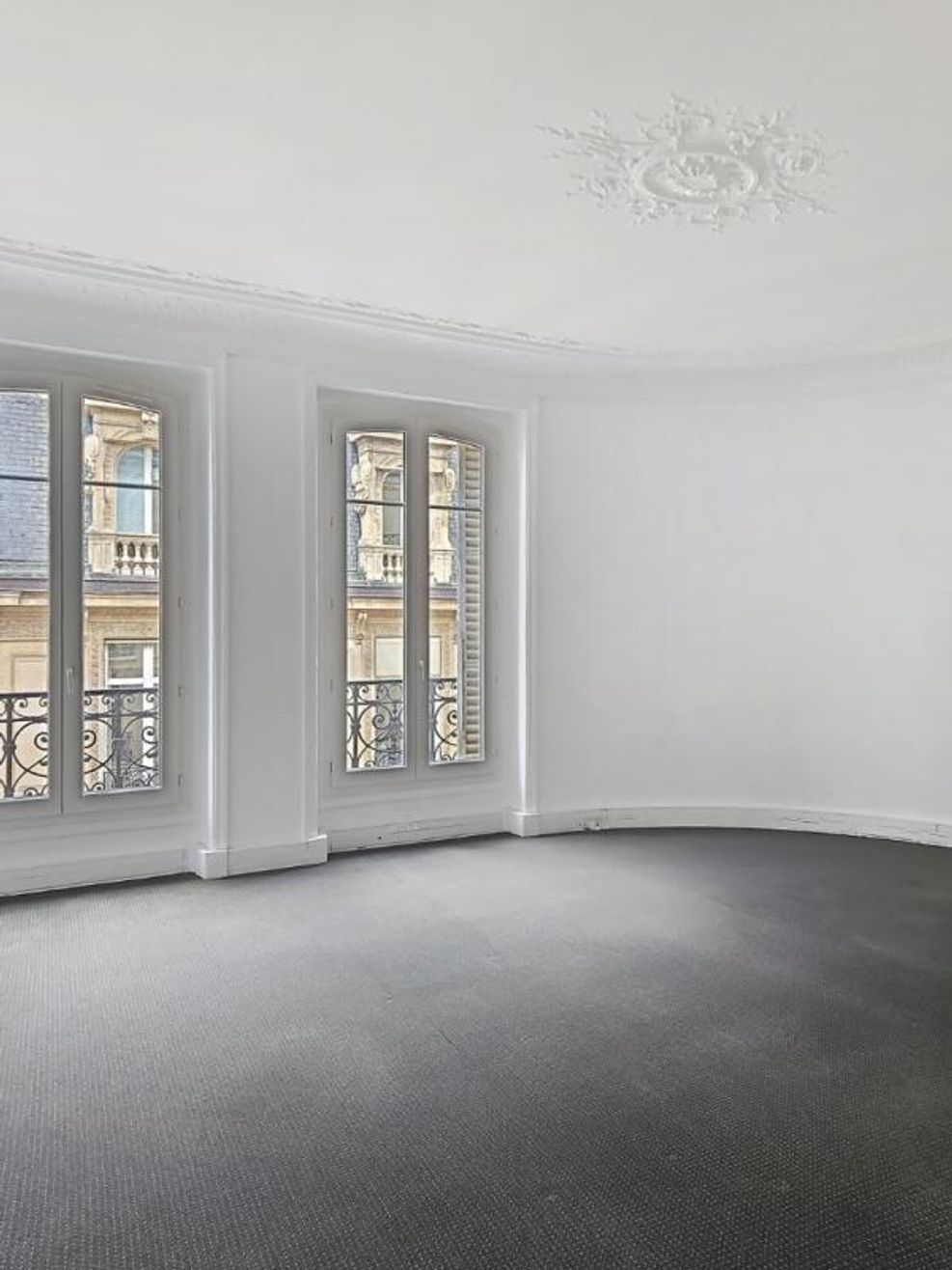 Bureaux à louer - 235 m² - Paris 8