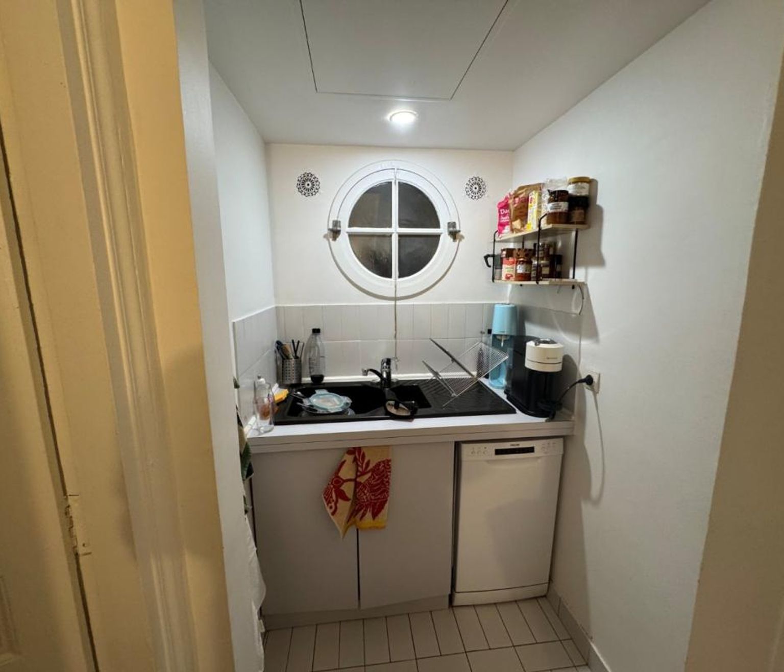 T2 non meublé - rue de Clichy - Paris (9)