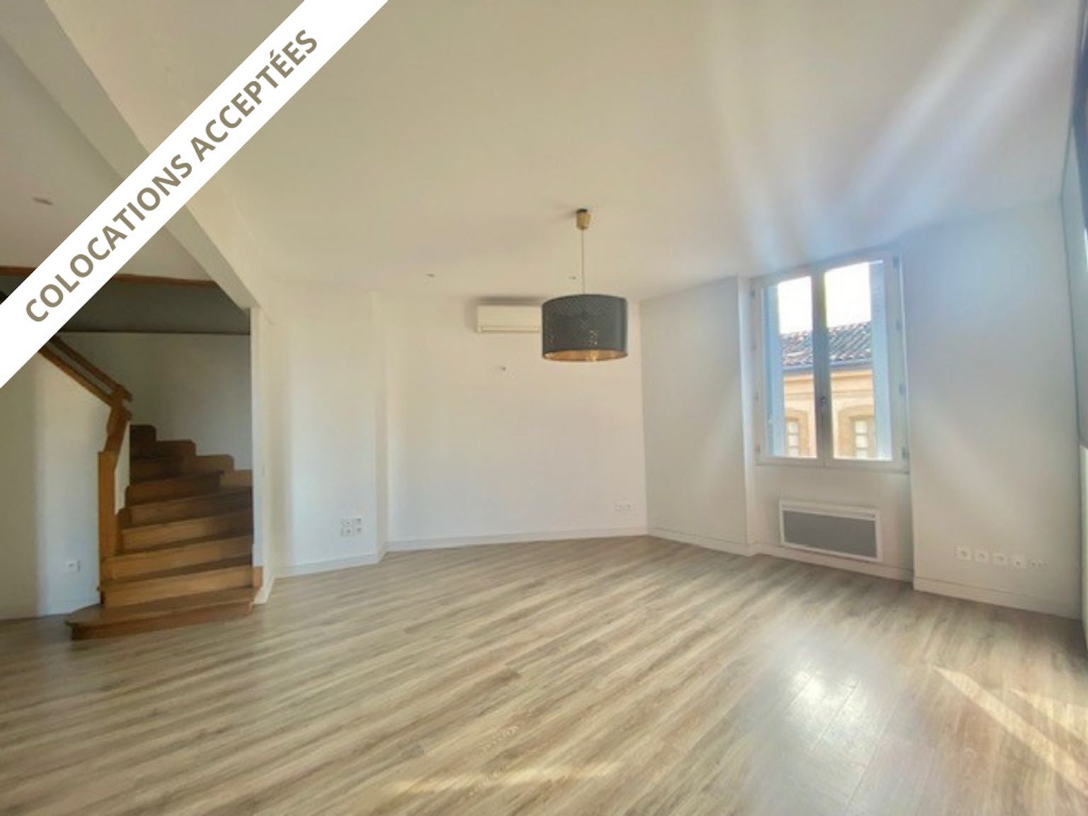 Location T4 de 83 m² quartier  Capitole avec climatisation