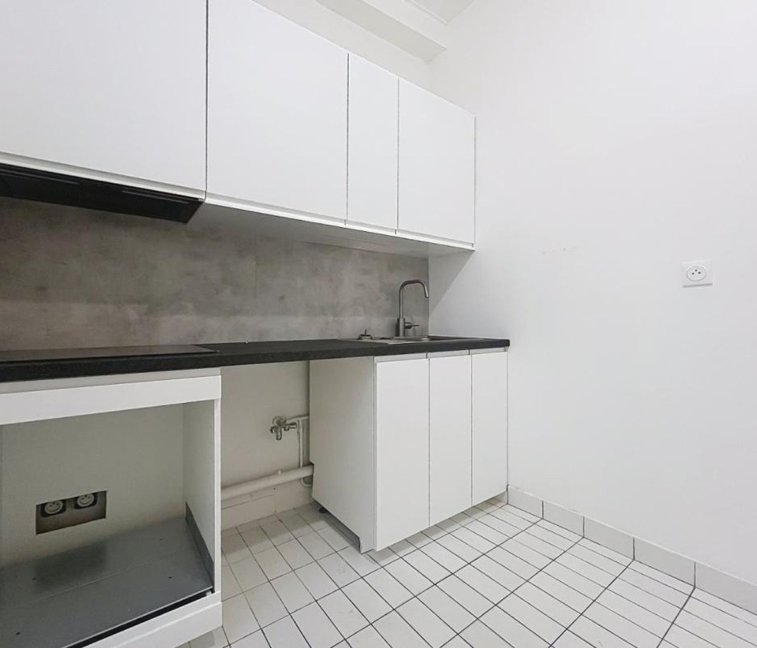 T2 non meublé, rue Blomet - PARIS (15)