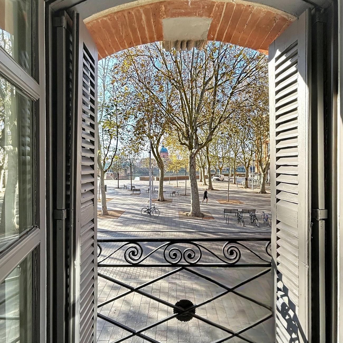 livraison d'un immeuble de 5 logements rénovés et un commerce par Caso Patrimoine