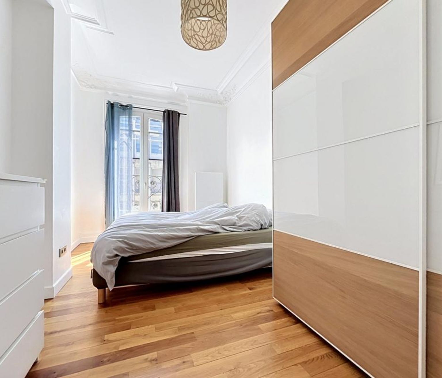 T3 non meublé de 74.40m² - Rue Paul Baudry - Paris (8)