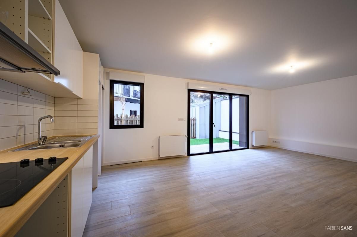 Location charmant T3 avec jardin quartier Compans