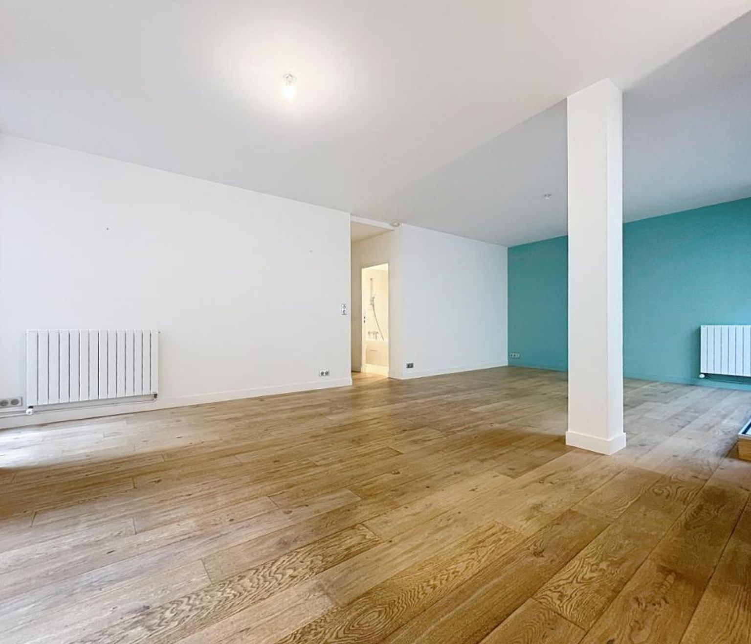 T4 à louer, 85m² non meublé, rue de Rome - PARIS (8)