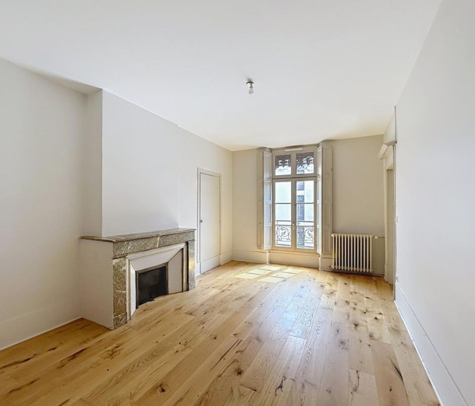 Location T4 de 119.94 m² Victor Hugo