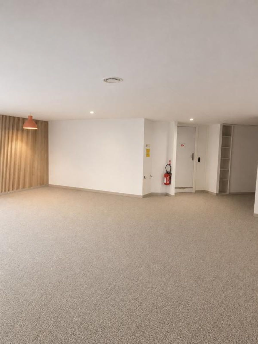 Bureaux à louer - 1033 m² - Toulouse Compans Caffarelli
