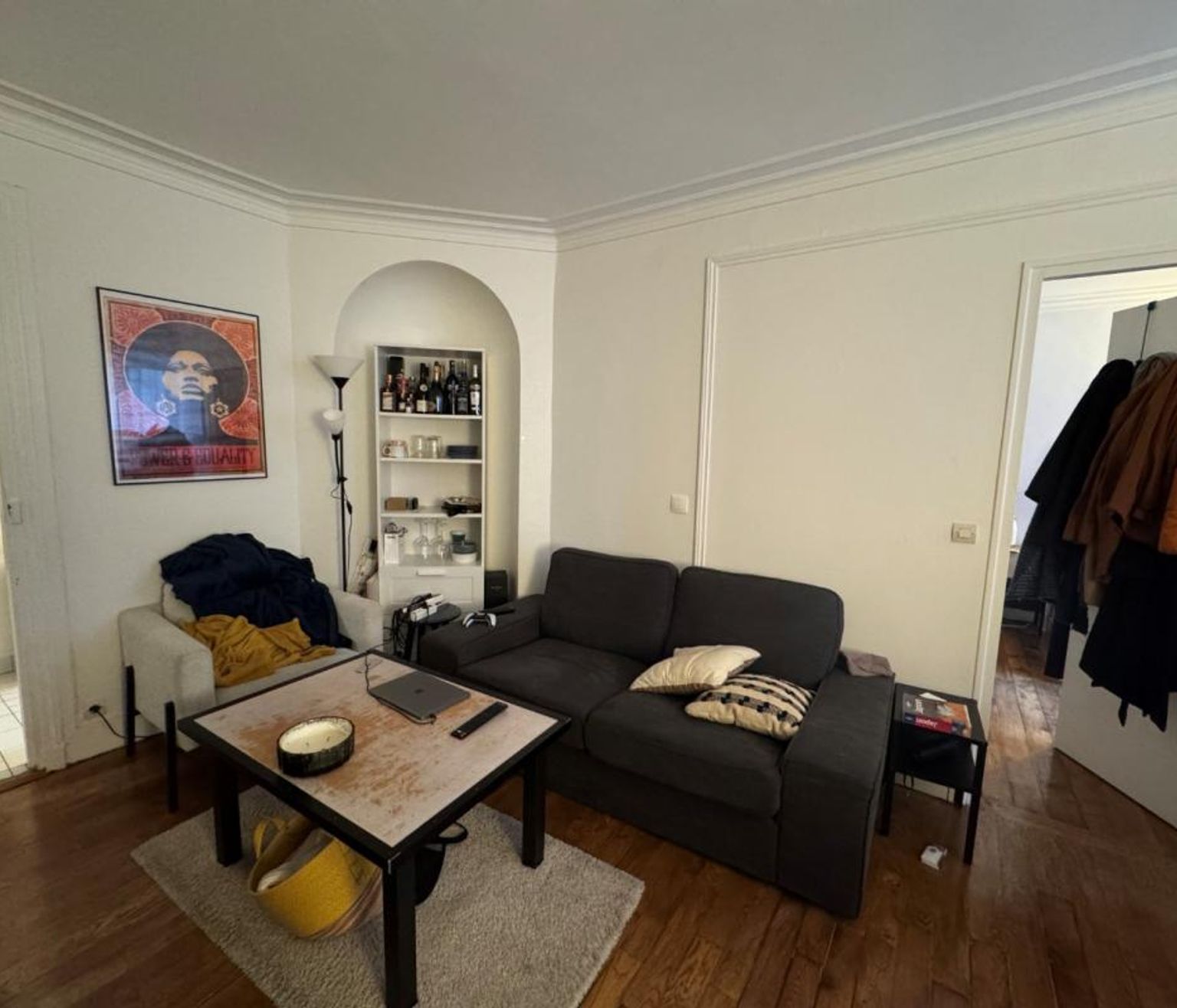 T2 non meublé - rue de Clichy - Paris (9)