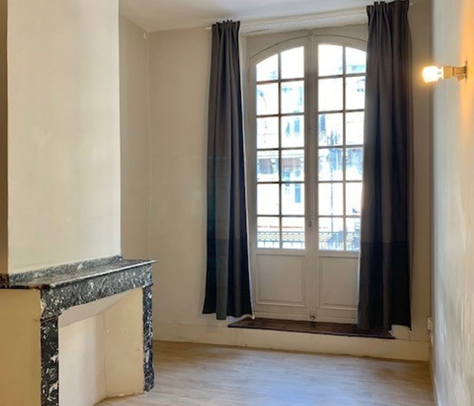 Location T2 Esquirol