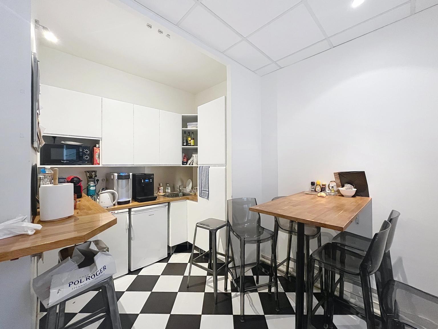 cuisine bureaux 3eme