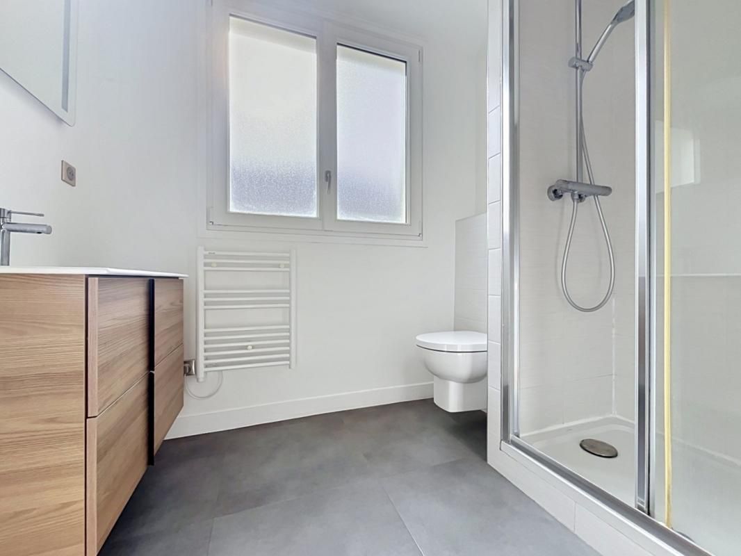 Appartement T2 BIS non meublé - Paris (8)