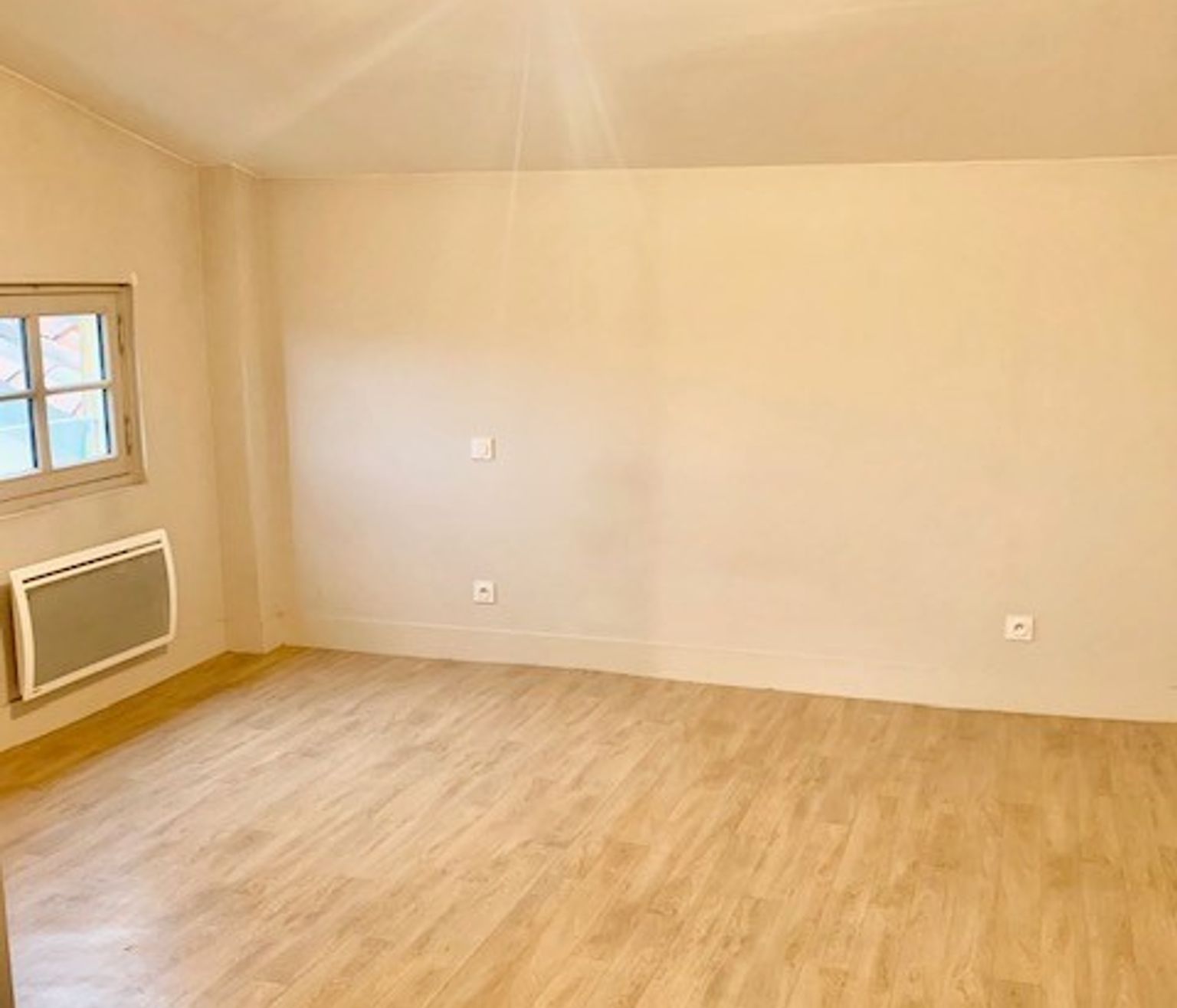 Location T2 duplex Esquirol 52.26m²