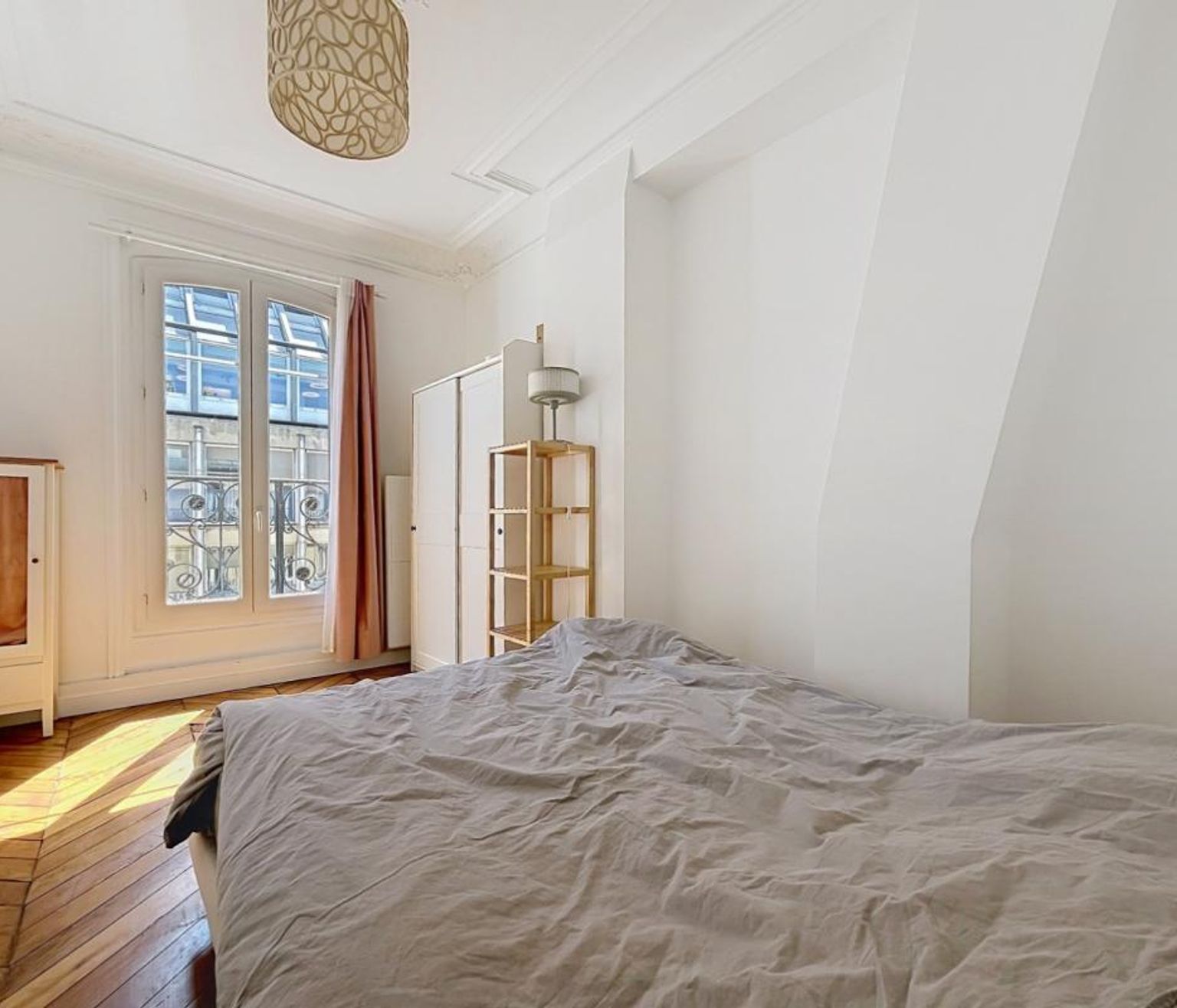 T3 non meublé de 74.40m² - Rue Paul Baudry - Paris (8)