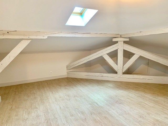 Location T4 de 71.21 m² Victor Hugo avec Climatisation ( colocations acceptées )