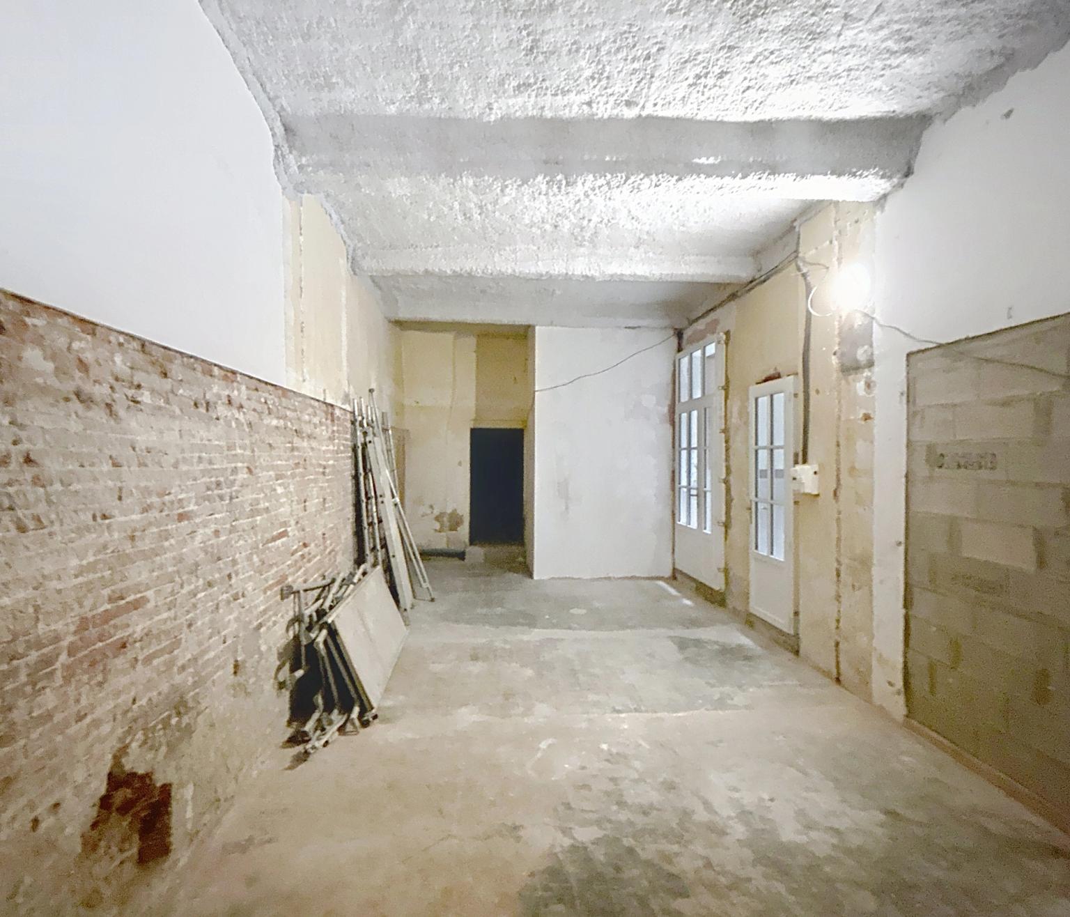 local à louer aux Carmes