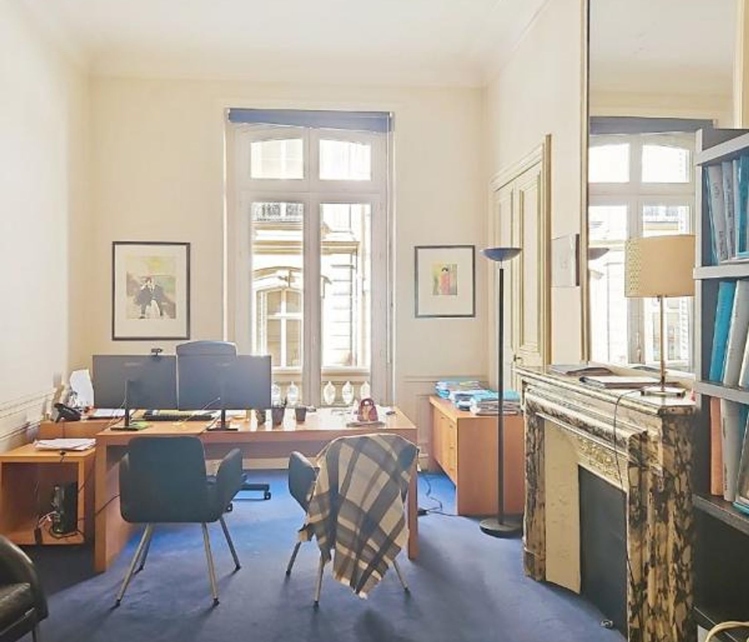 BUREAUX A LOUER - PARIS 8