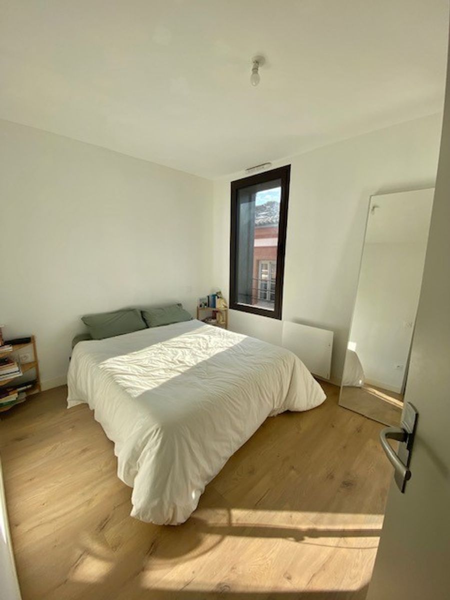 Location T2 duplex avec extérieur proche Fermat