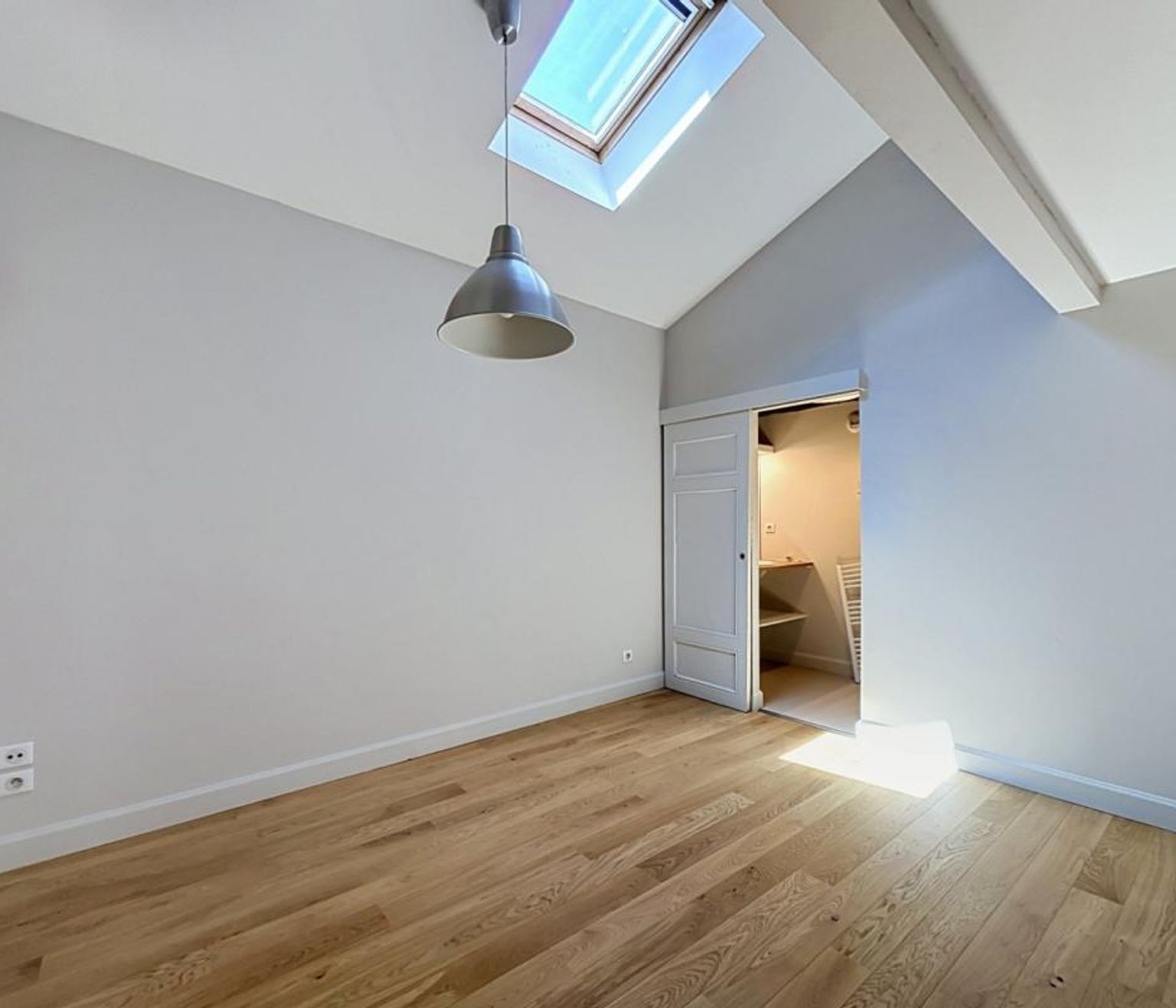 Location Magnifique T5 de 138 m² en duplex Quartier St Georges