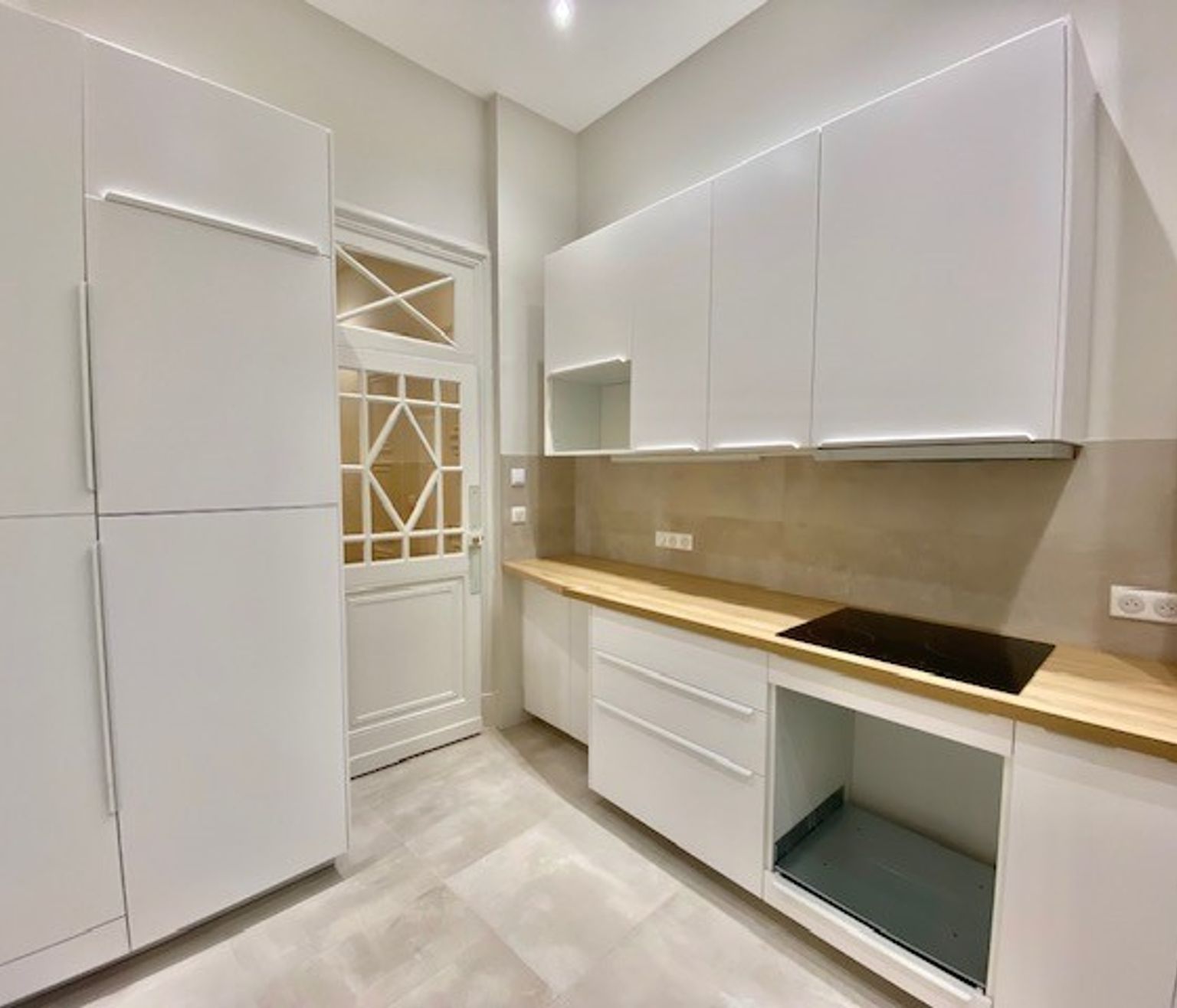 Location Magnifique T5 de 135 m² rue Croix Baragnon