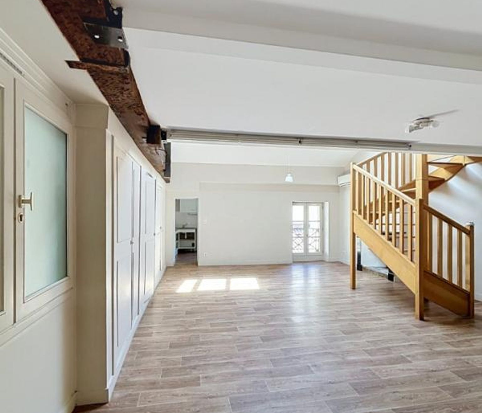 Location Magnifique T5 de 138 m² en duplex Quartier St Georges