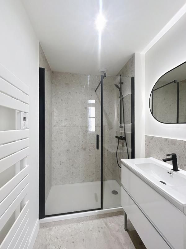 Location magnifique T4 neuf ( 95.10 m² ) quartier Carmes
