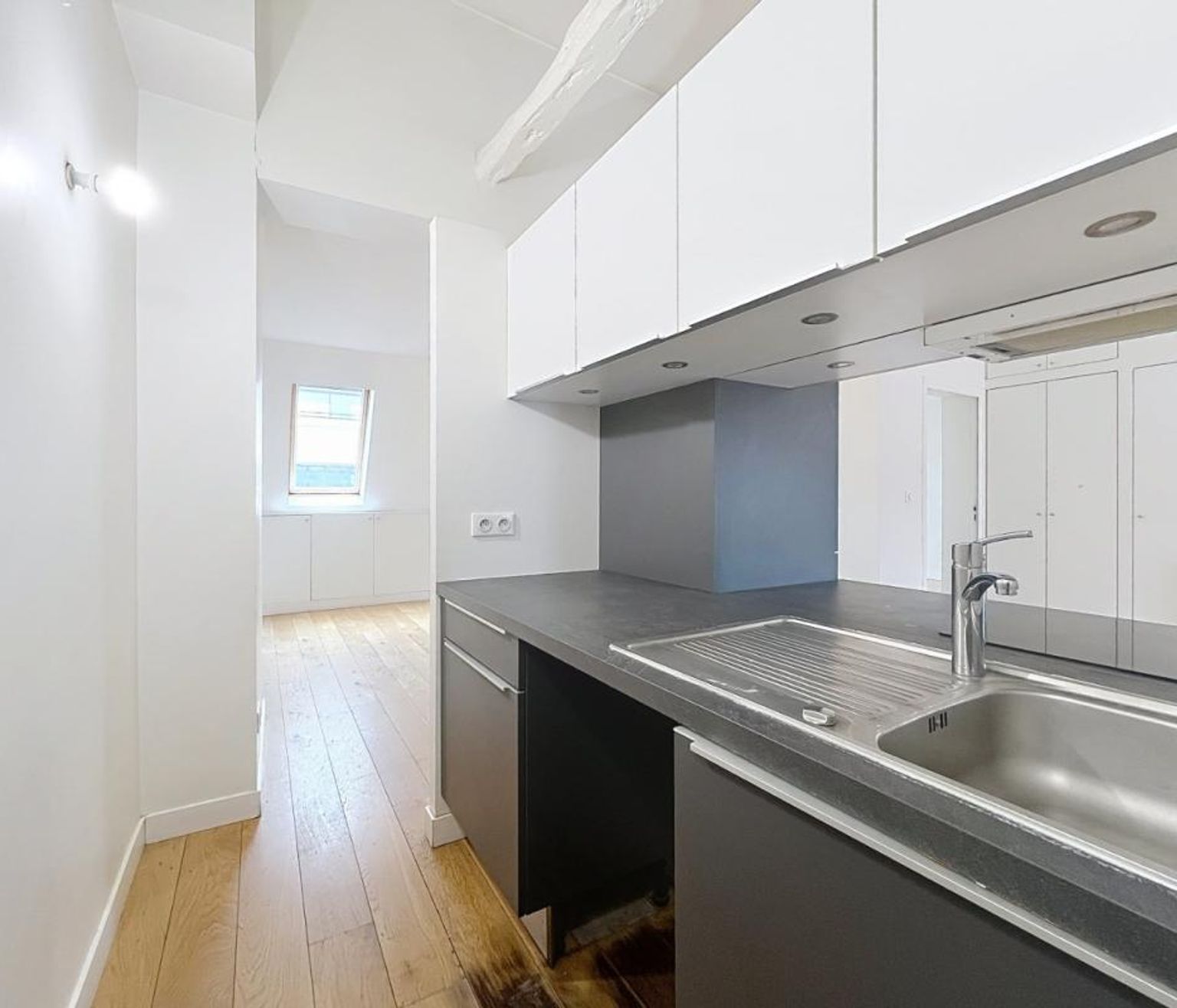 T2 non meublé 56.3m², rue Paul Baudry - Paris (8)