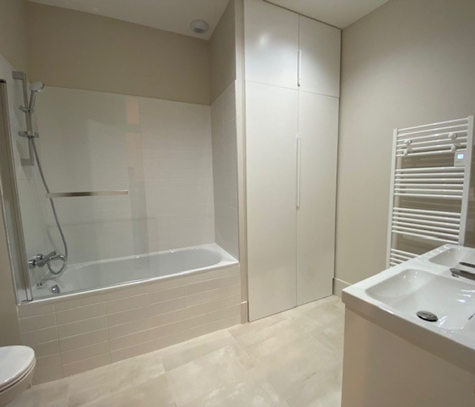 Location Magnifique T5 de 135 m² rue Croix Baragnon