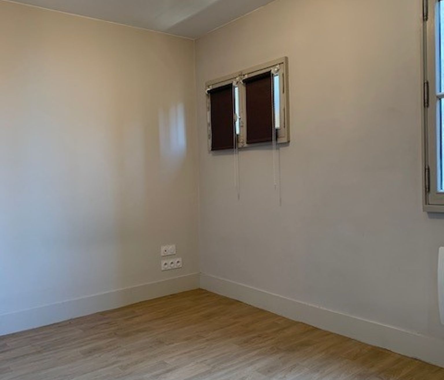 Location T3 de 30.78 m² quartier ESQUIROL ( colocations acceptées )