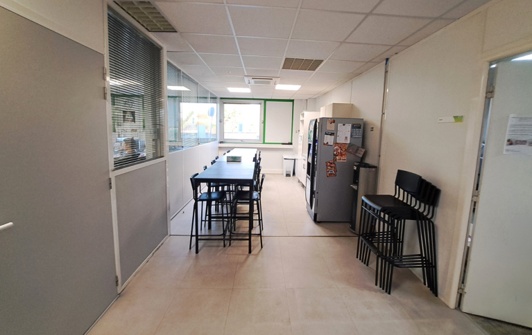 Salle de pause bureaux Labège