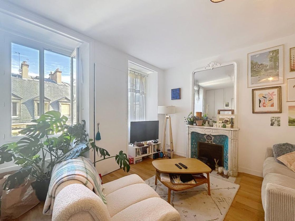 T2 non meublé, 48.74m², rue de Clichy - Paris (9)